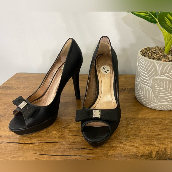 BCBG shoes - Picture 1 of 1